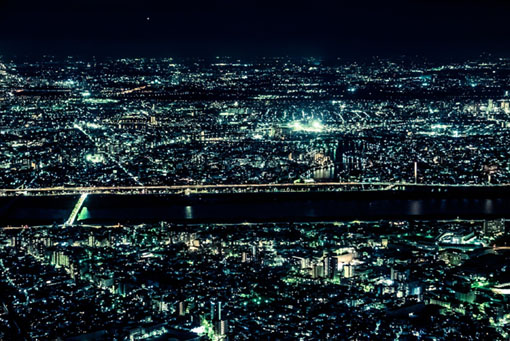 夜の都会.jpg